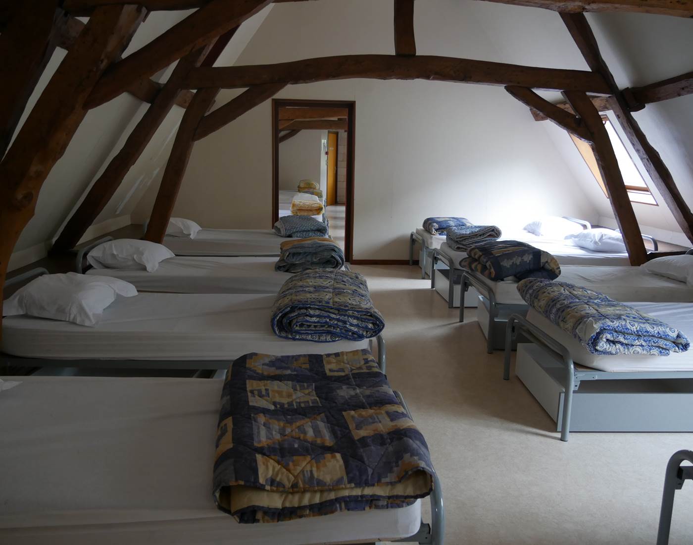 Le dortoir à l'étage