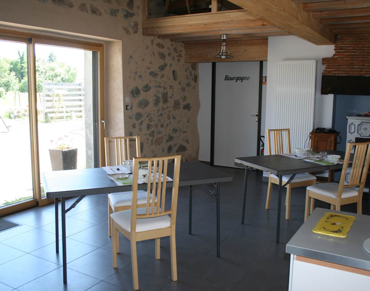 Salle à manger Spéciale COVID1