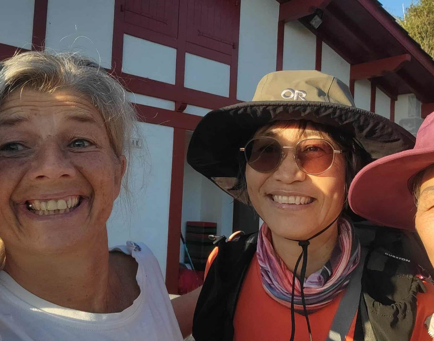 santiago gr65 OSTABAT GITE HOTEL-news