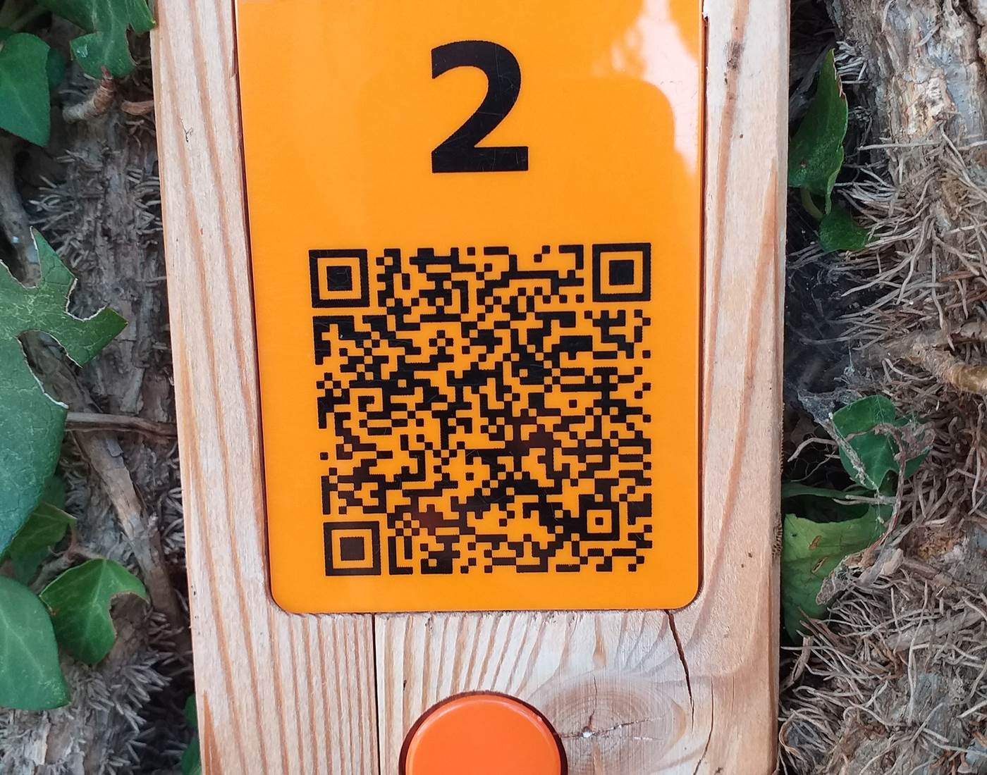 Balise à retrouver sur l'ensemble du site de la base de loisirs