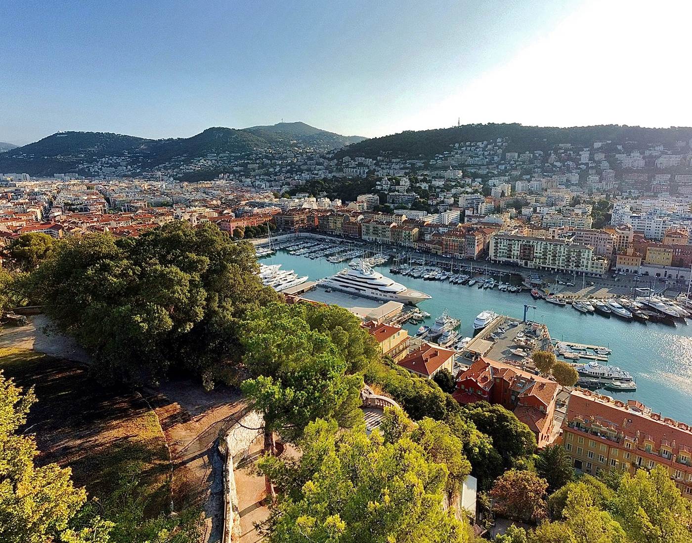 nice-formation-drone-panorama