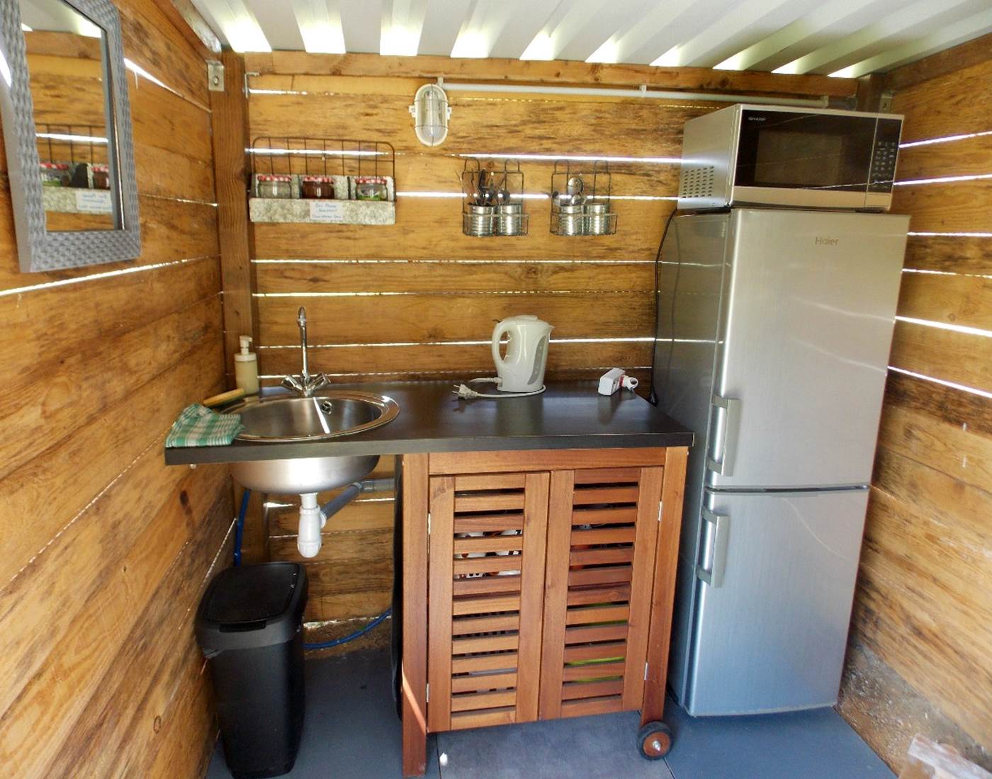 Camping du Petit Gué du Roi Cuisine Intérieure