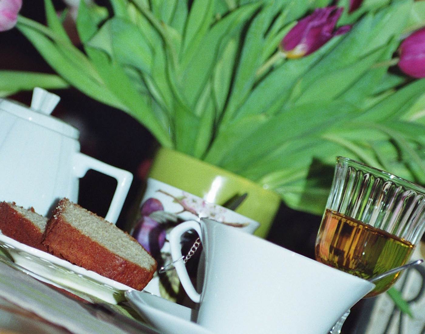 Chambre d'Hôtes l'Ephémère - Table du petit déjeuner