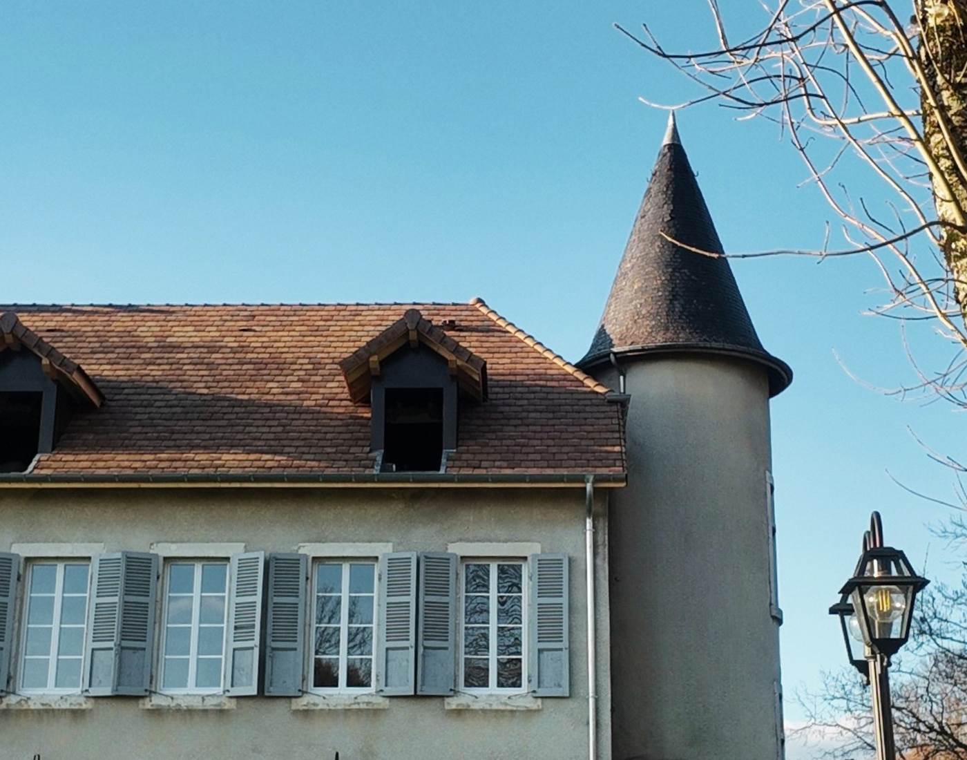 Nouveau toit au Manoir du Colombier
