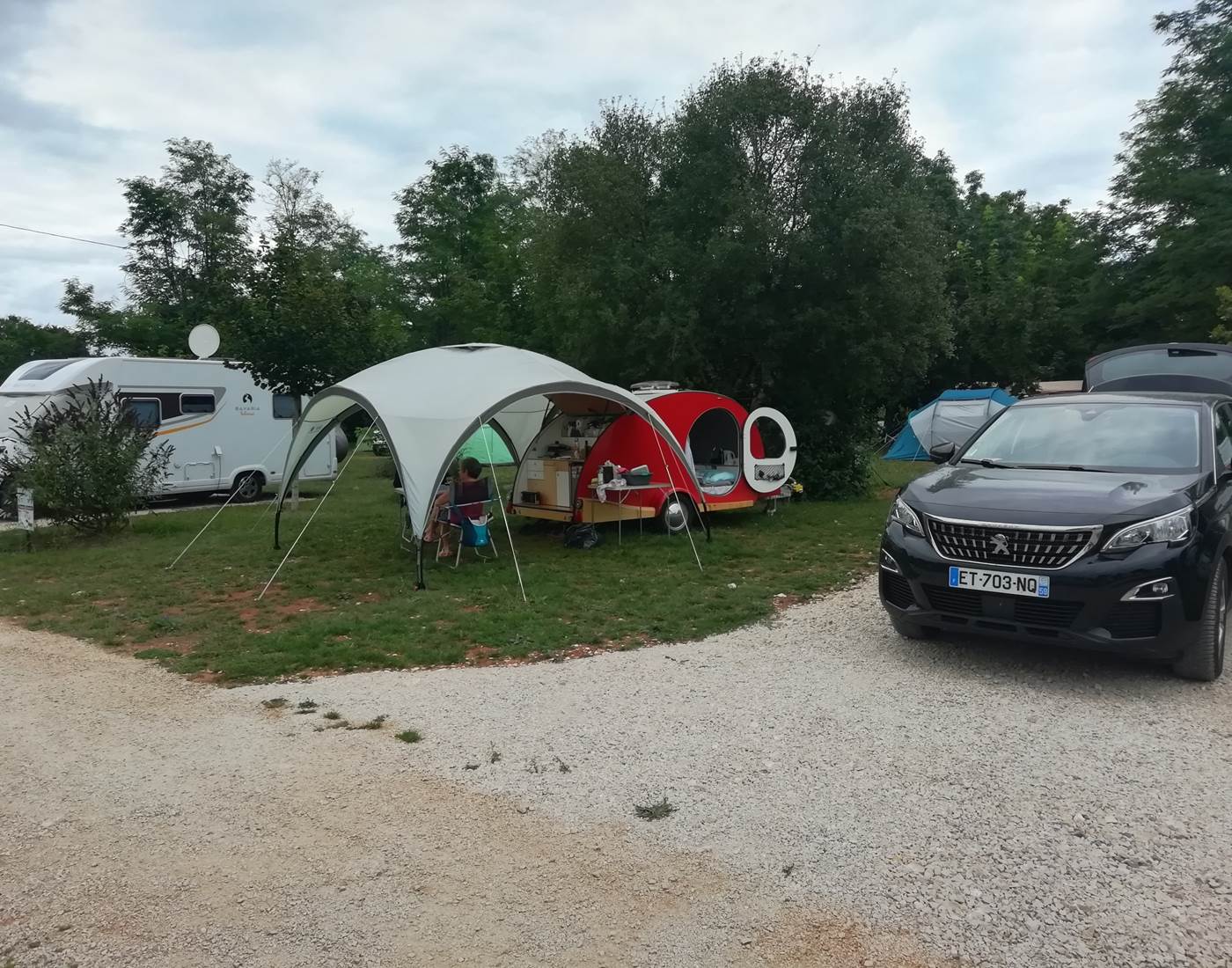 emplacement camping