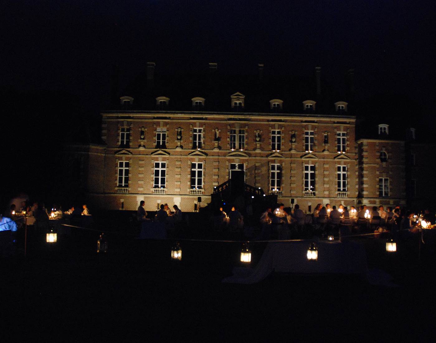 Dîner en blanc au Château d'Auteuil