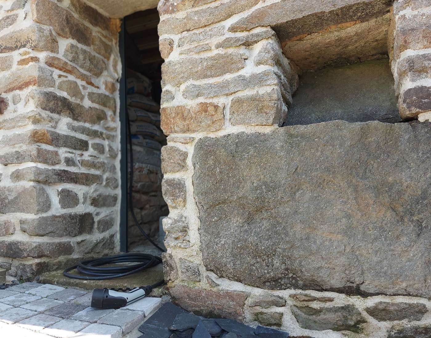 Câble de recharge pour voiture électrique