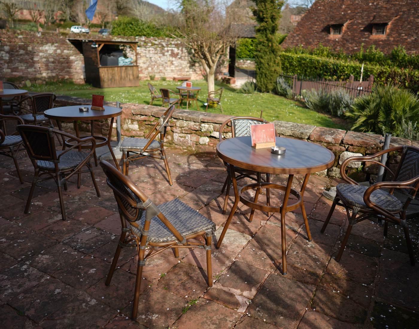 café/terrasse du château