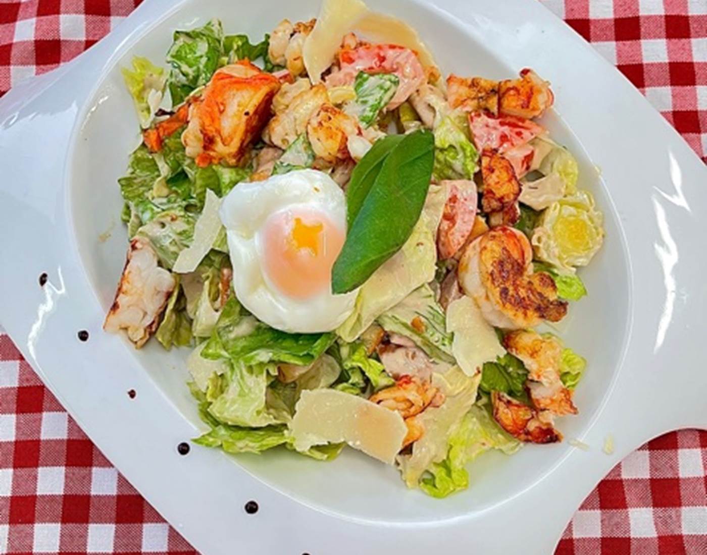 fameuse salade césar aux gambas...