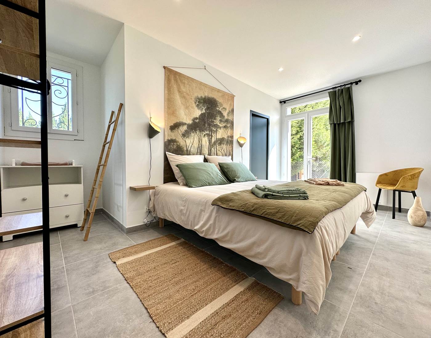 Chambre 6 - Suite RDC avec lit 180/200