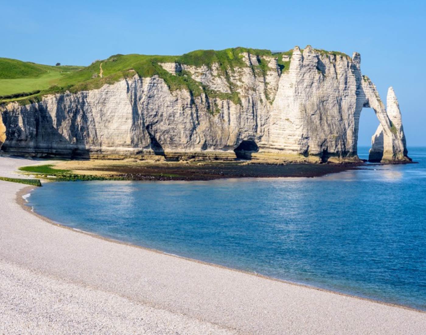 Célèbres Falaises et sa plage - Etretat
