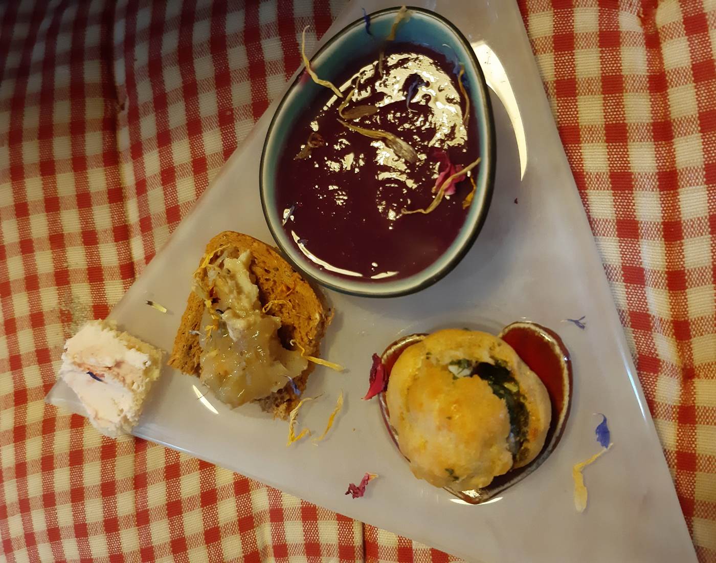 Mises en bouche maison et régionales pour accompagner l'apéritif