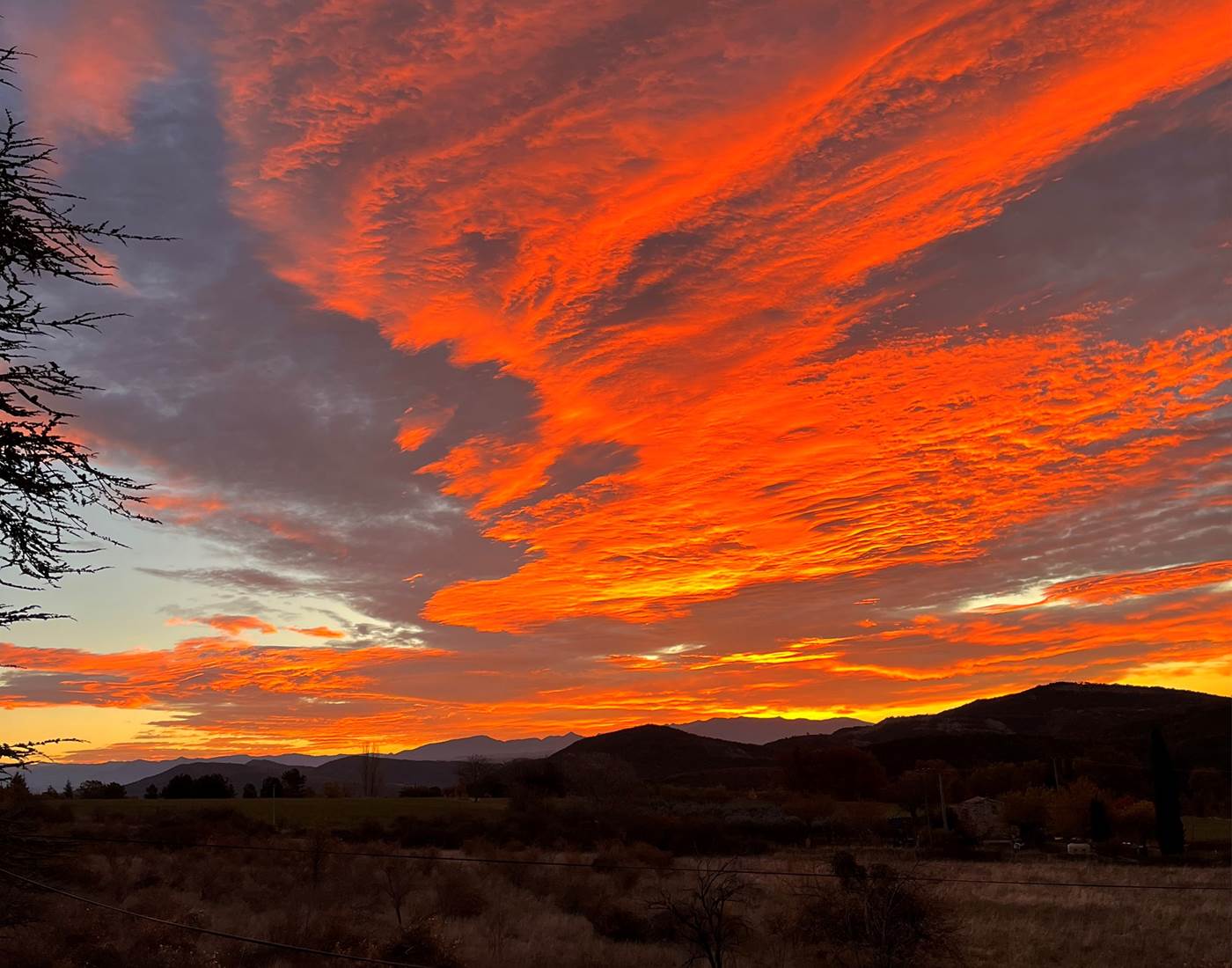 Lever de soleil Vue de la chambre Provençale