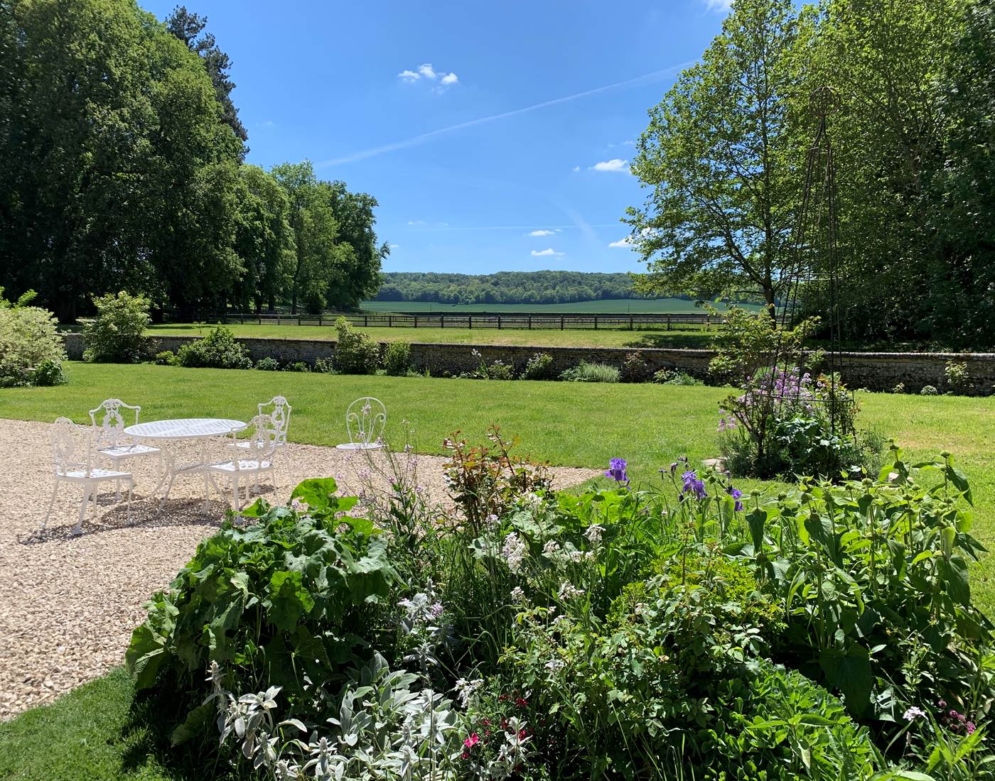 Jardin château d'Auteuil mai 2020