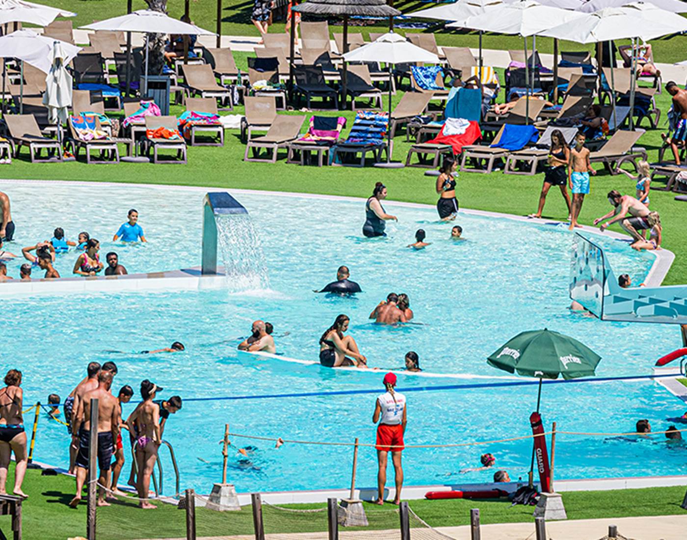 Parcs d'attractions Monteux et Hotel