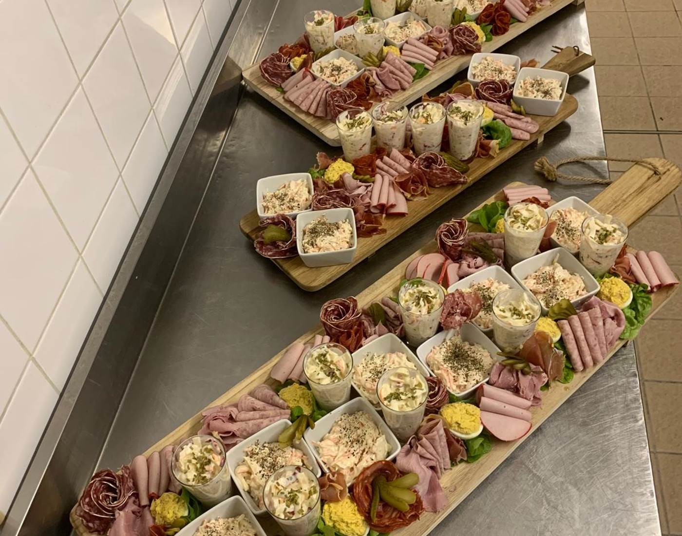 lepetitbois46_Leyme_Snack-Bar_planchette apéro personnalisé