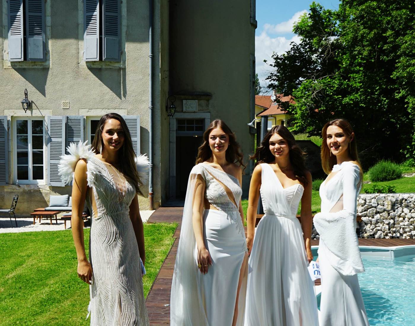 Shooting photo miss Bugey Pays de Gex devant le Manoir du Colombier