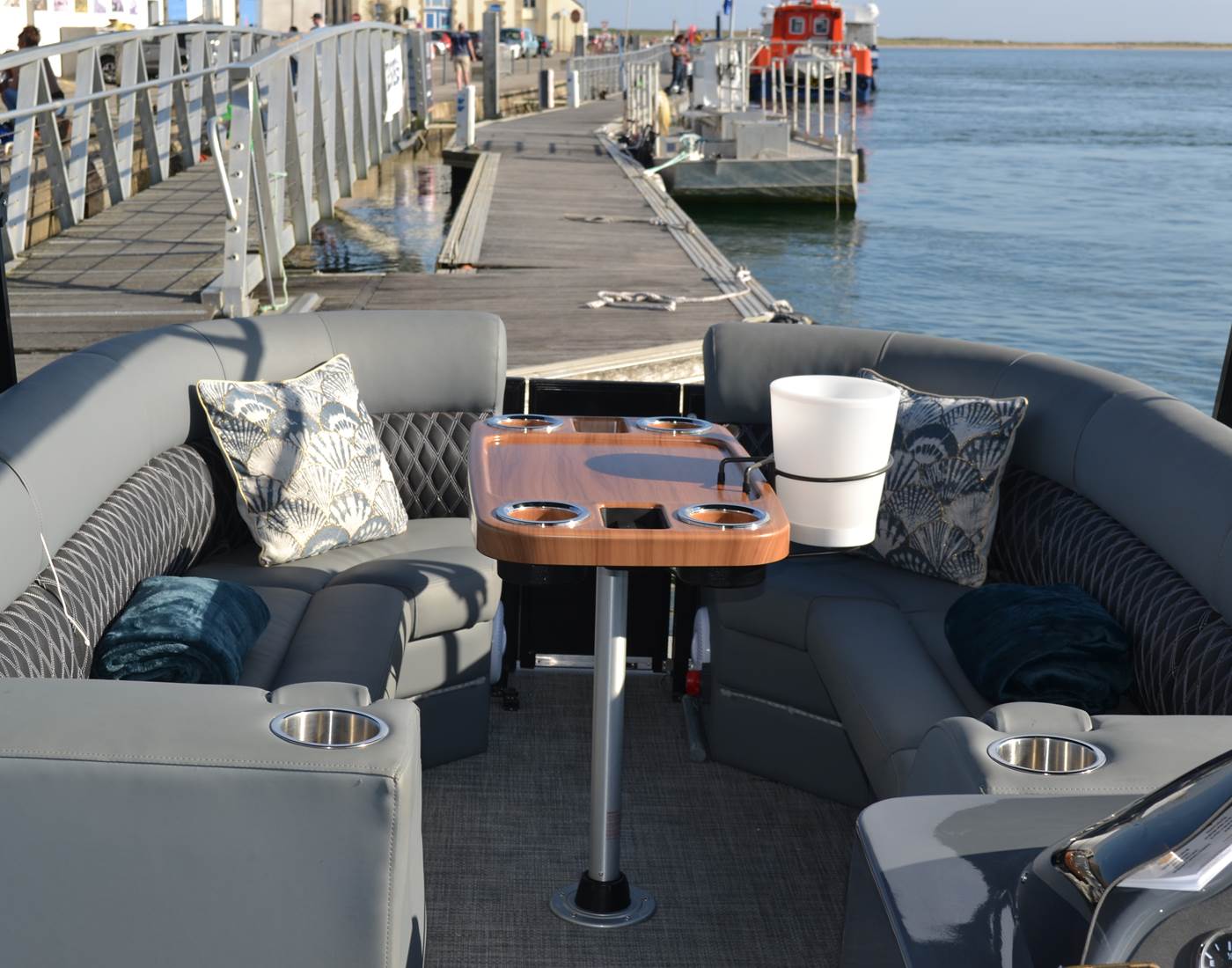 Place au port d'Etel