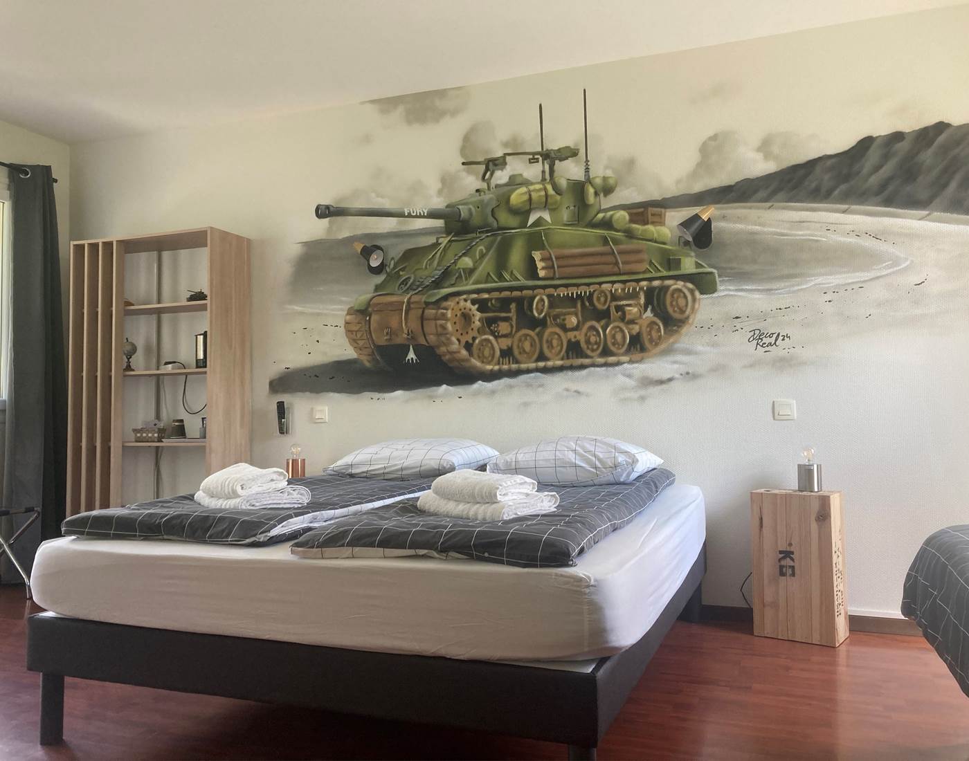 Tank Sherman américain débarquement Omaha beach vétéran