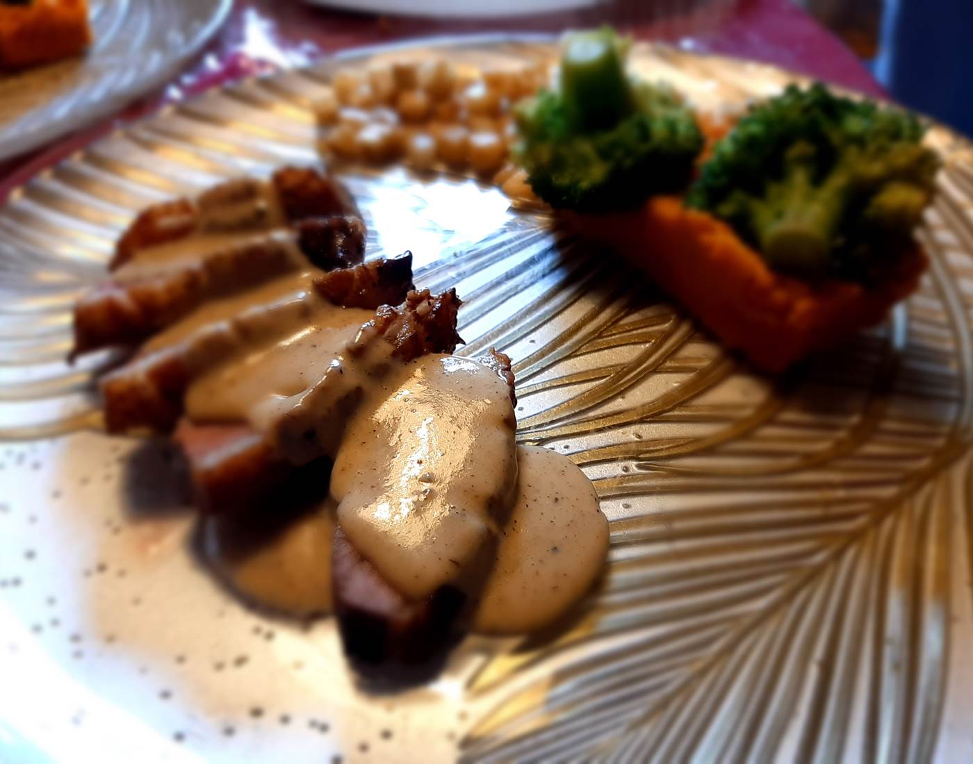 Filet de faon de la région et ses accompagnements maison