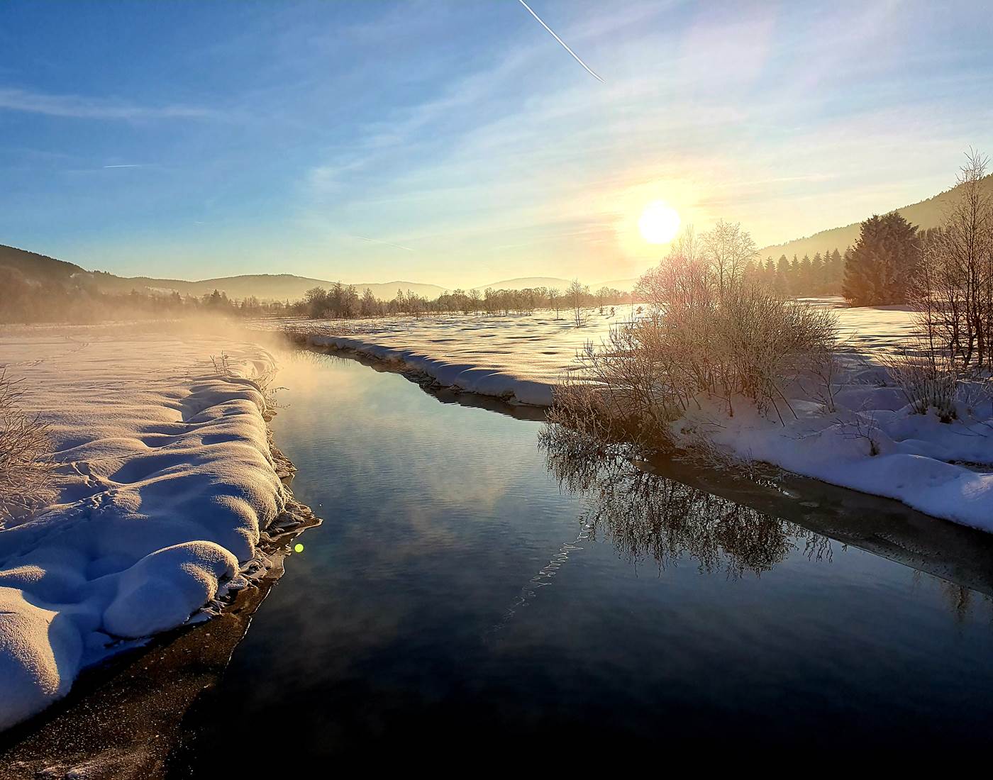 L'Orbe coule doucement en bas de chez nous