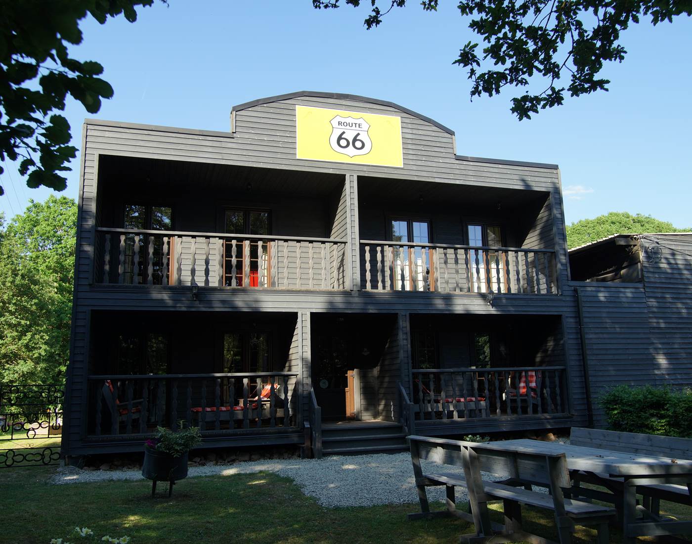 Western-city-maison d_hotes