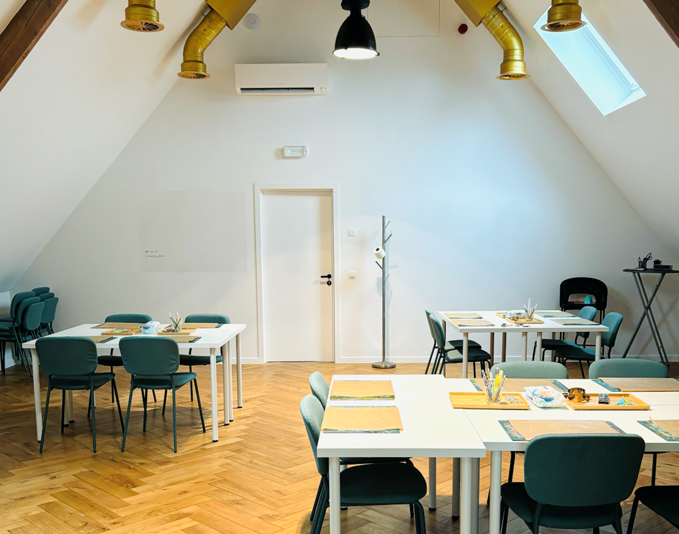 Holika Ateliers Créatifs Mons