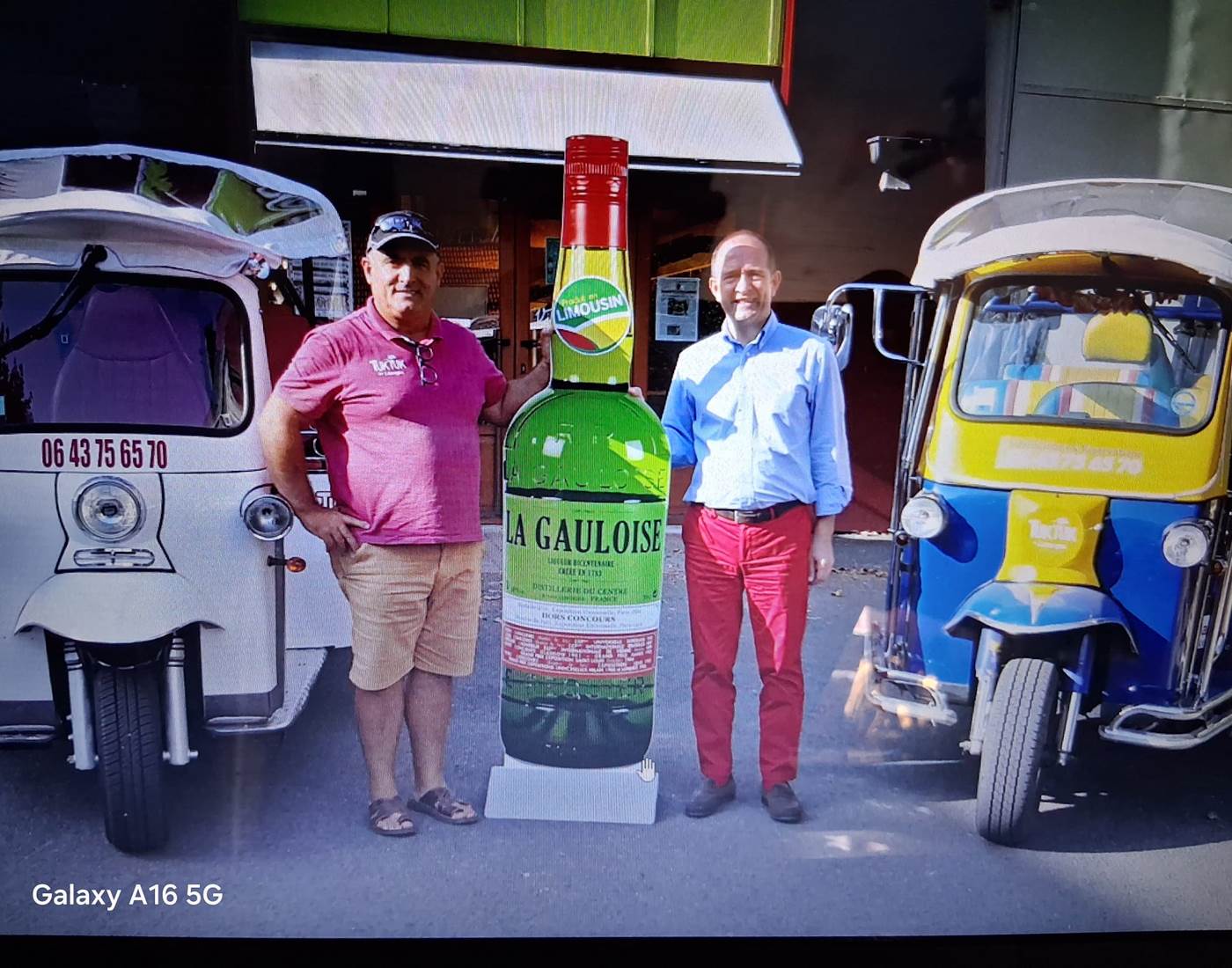 Tuk Tuk et visite de la distillerie du centre