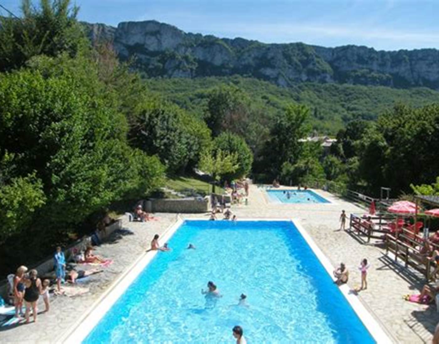 Piscine municipale d'Eyzahut