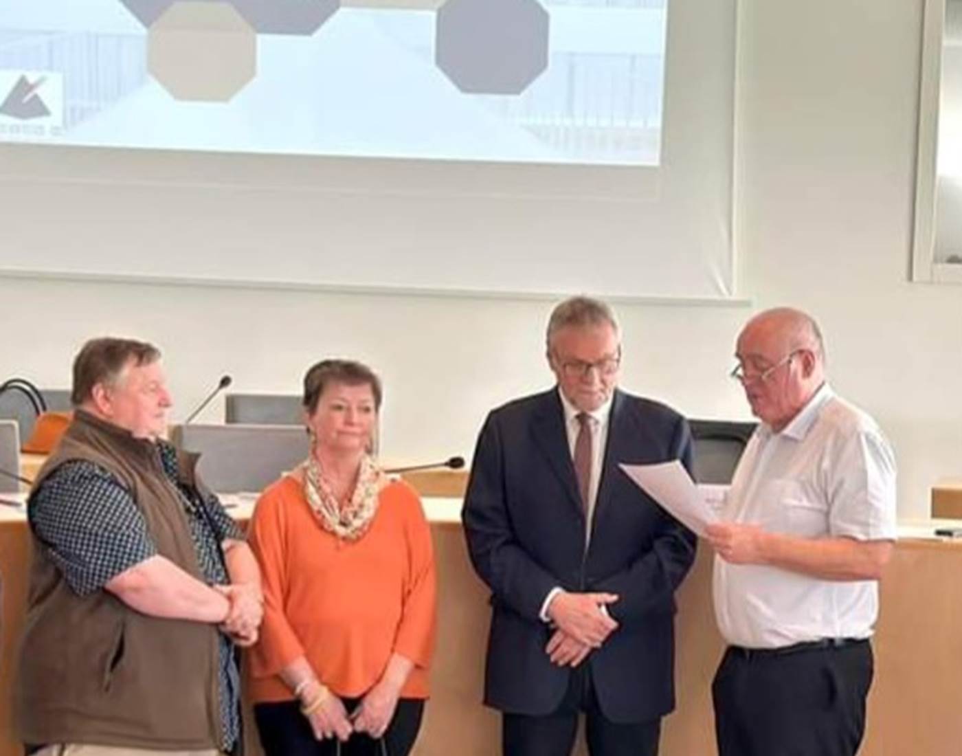 Remise de la Médaille du Tourisme à Jules Lahaye