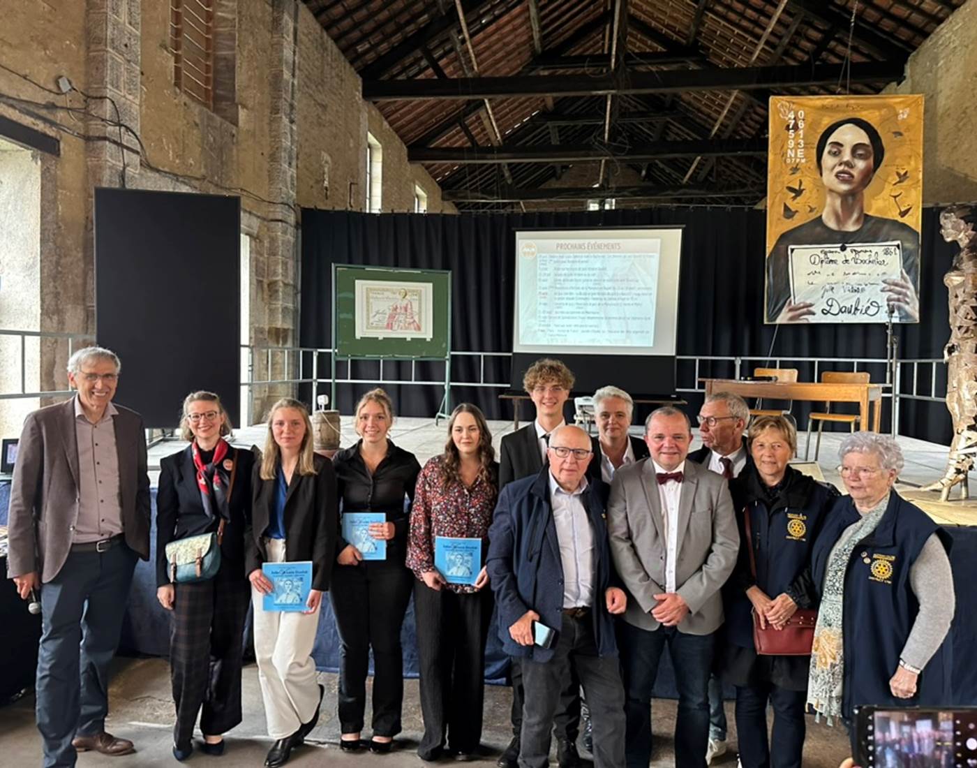 Julie Victoire lance le baccalauréat 2024 avec un concours d'éloquence