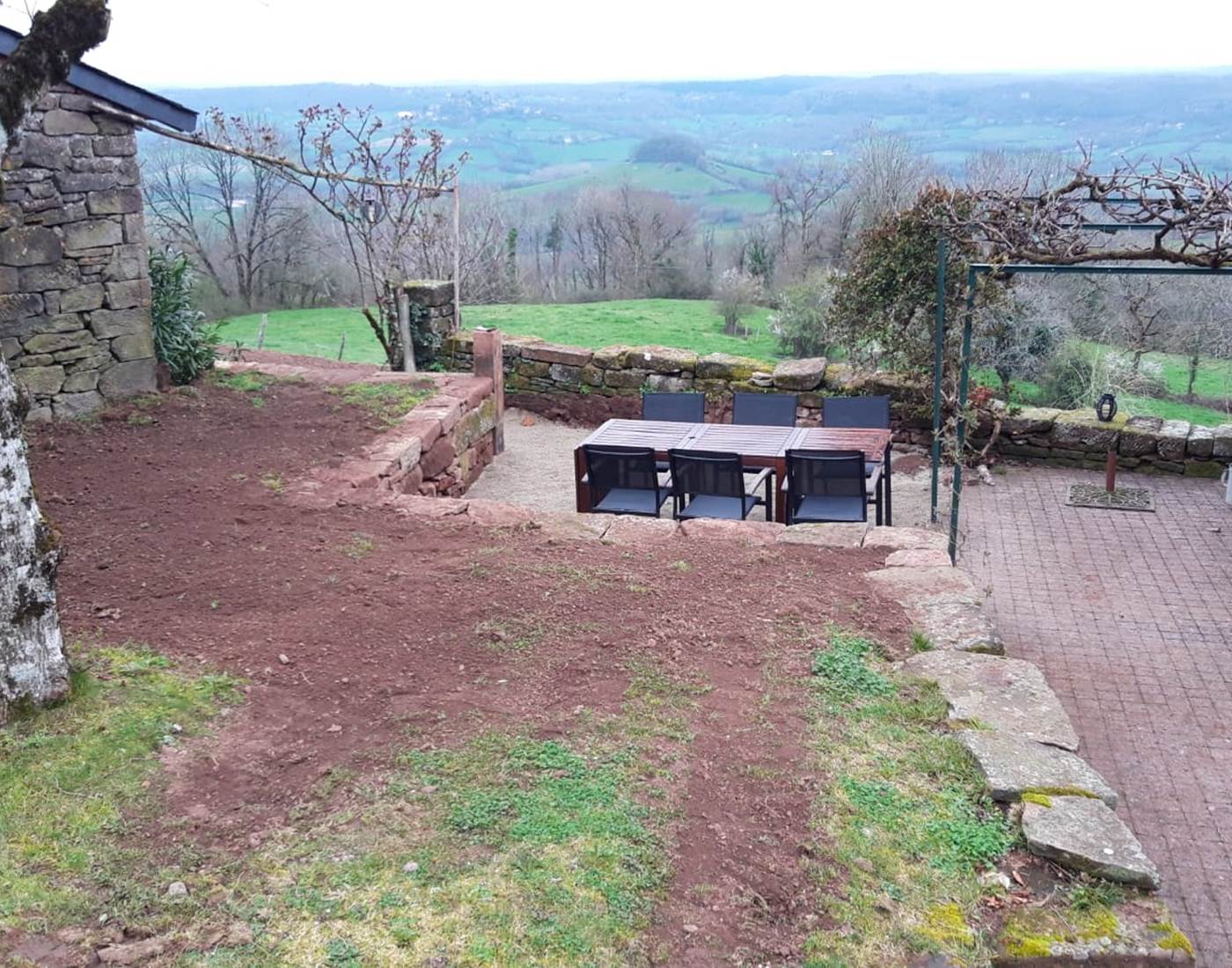 Une nouvelle terrasse à la Maison des Etoiles