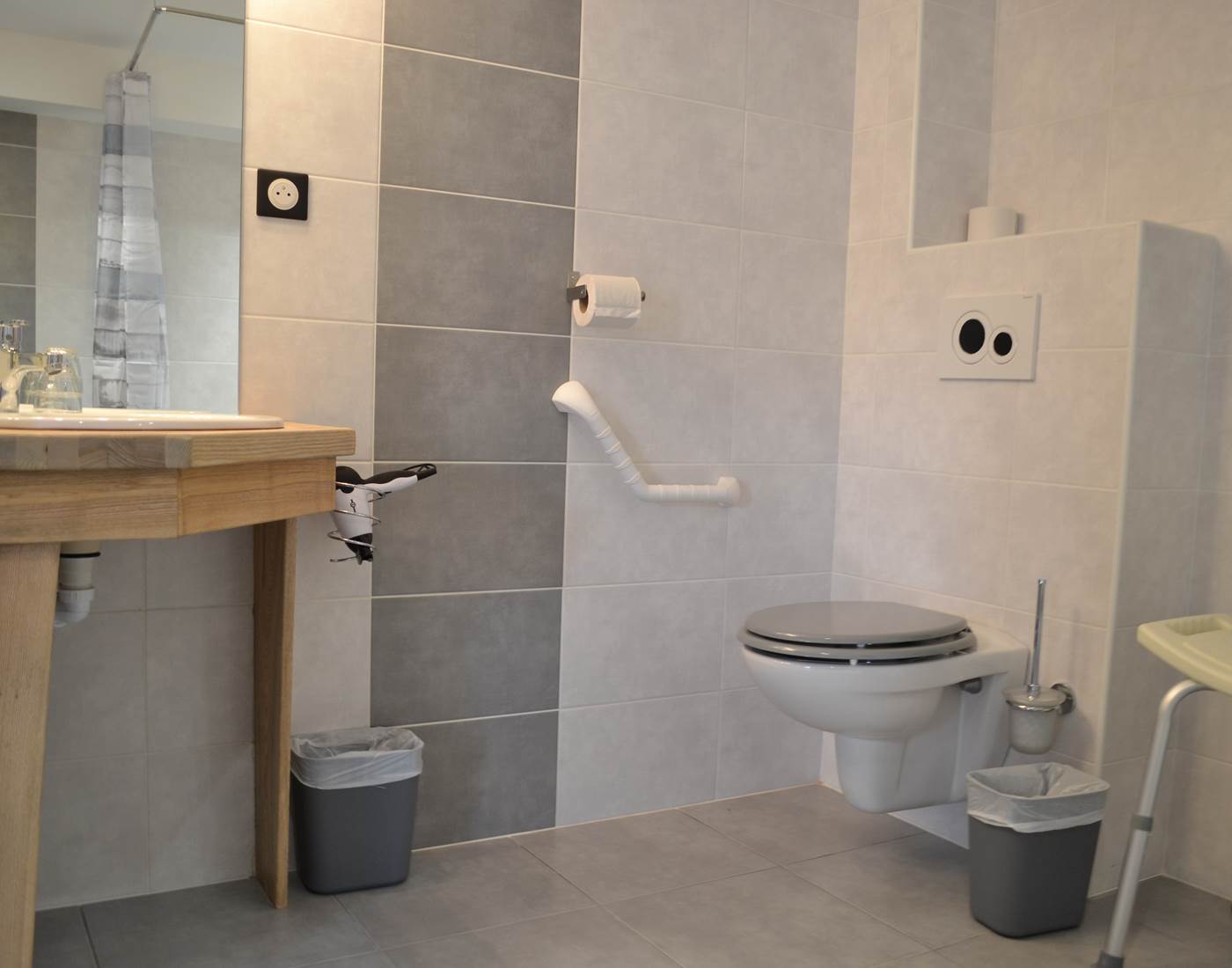 SDB ALSACE LAVABO PMR