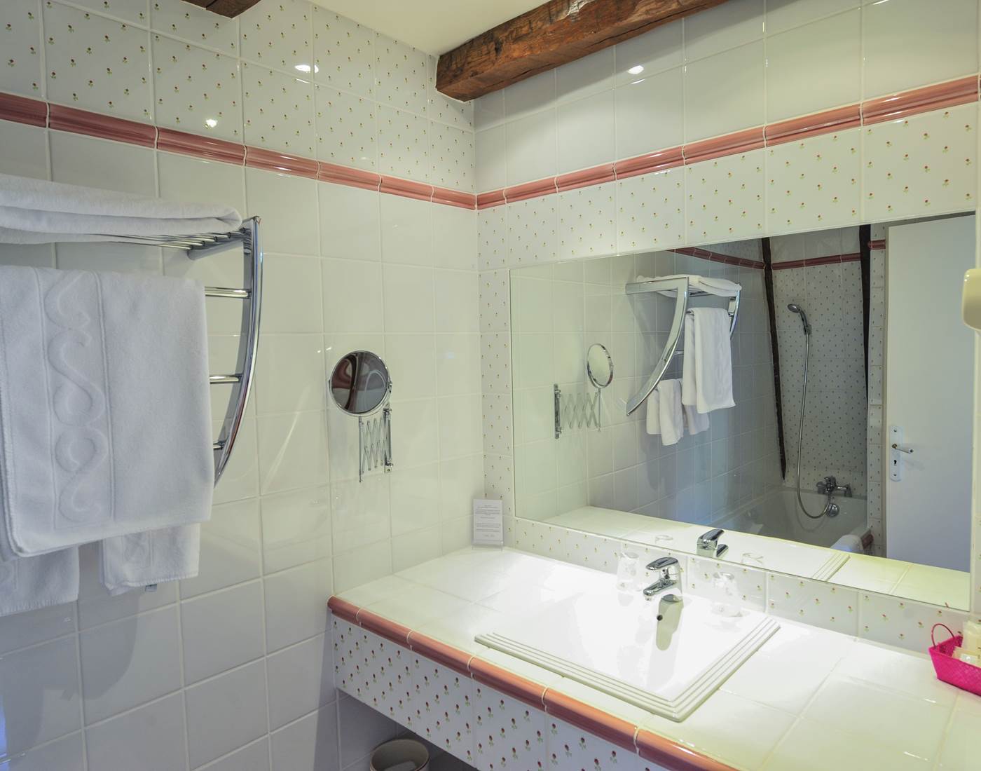 Villa Ric, chambres climatisées à Saint-Céré proche Padirac et Rocamadour