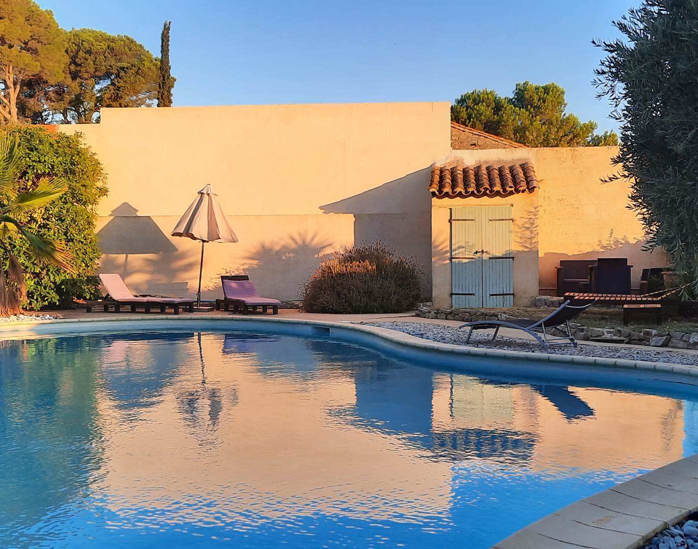 Détente garantie au sein de nos chambres d'hôtes et gîte Le Coq du Nord Mailhac