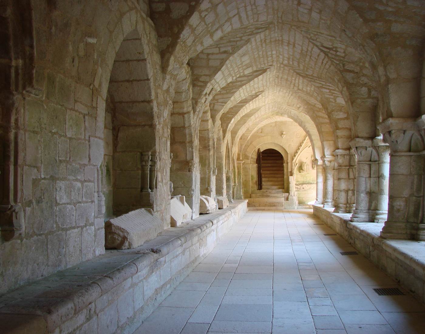 Cloitre de l'Abbaye de Nieul
