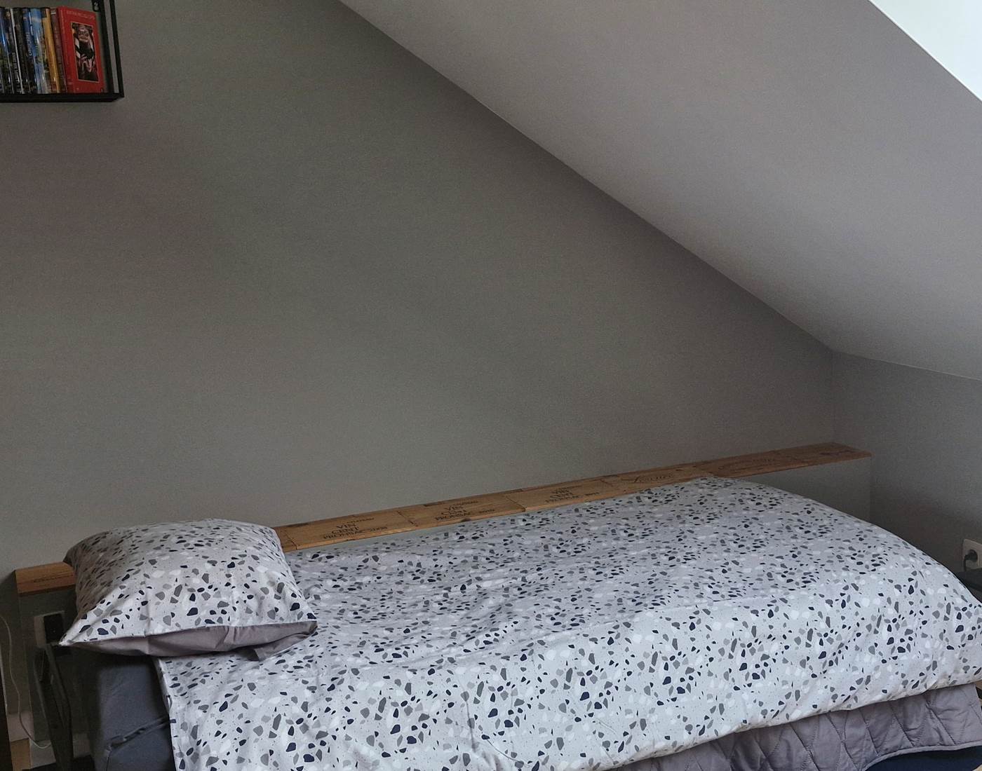 Lit appoint 1 p. salon du studio