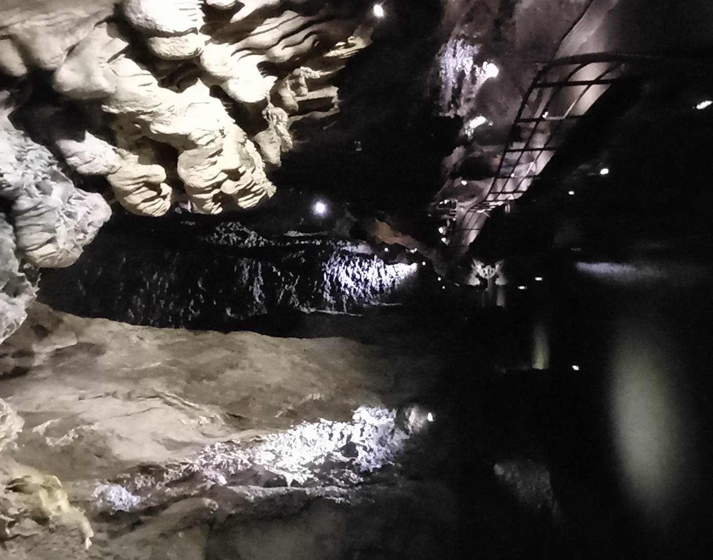 intérieur-des-grottes