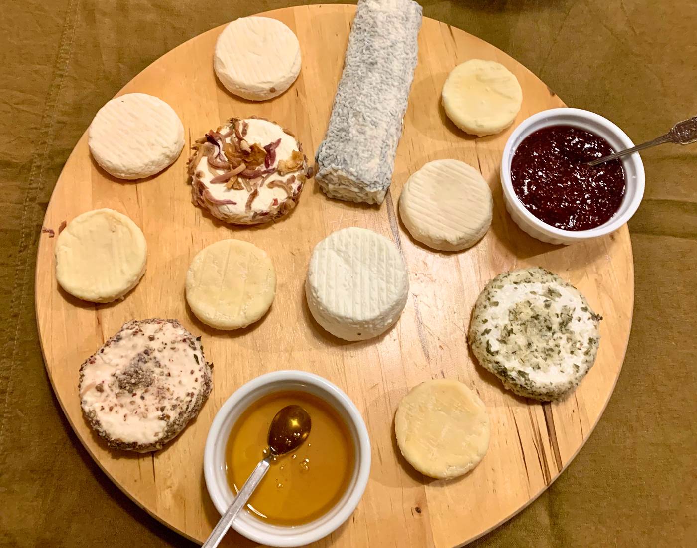 Fromages de chèvre de la ferme du village-page