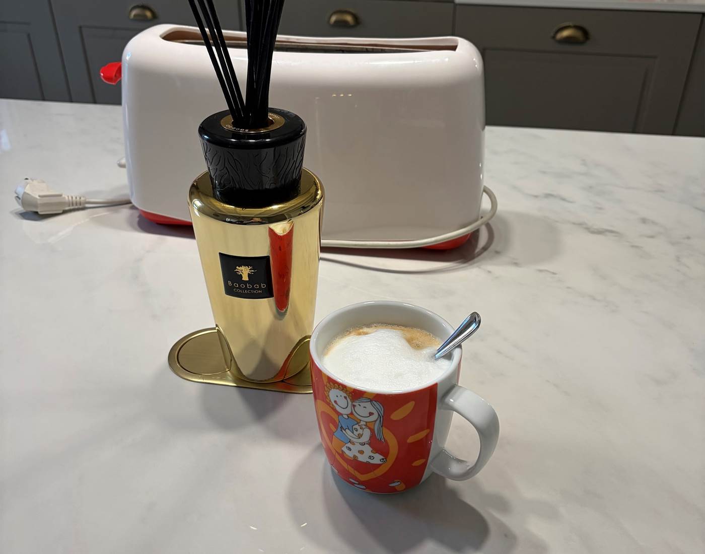 cappuccino et plus d'autres choix de café et boissons chaudes