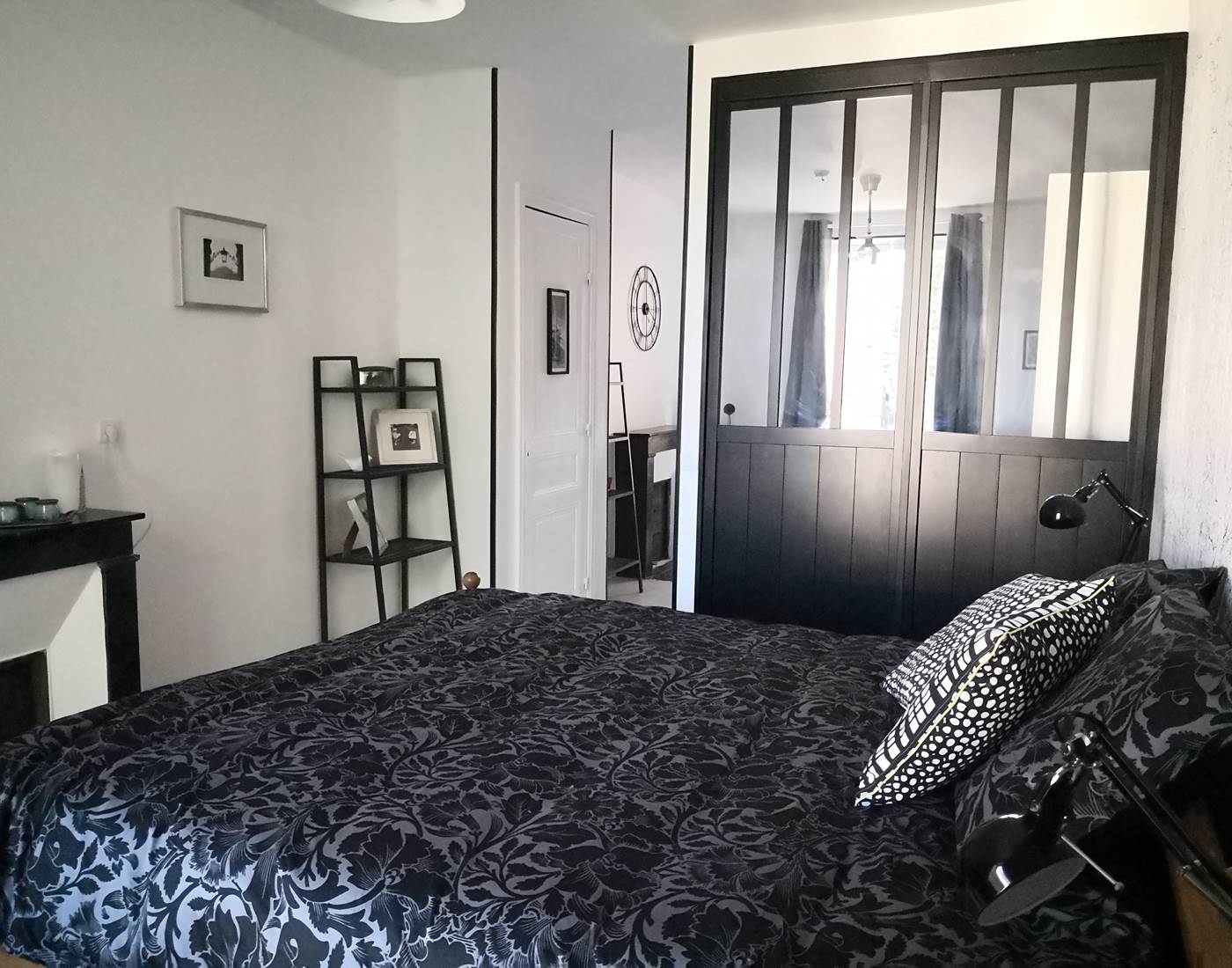 Maison Courbarien - suite "Onyx" chambre