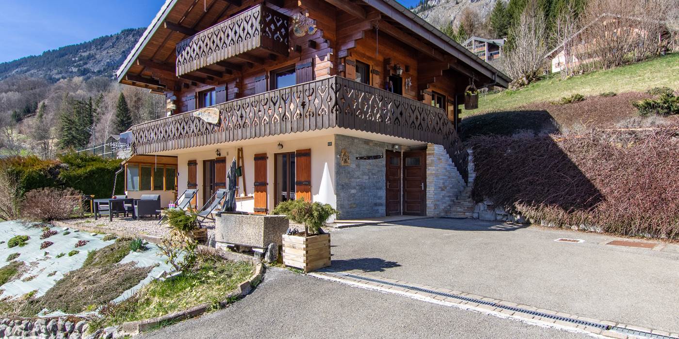 Le Chalet Le Péry, aux pieds du domaine skiable des Portes du soleil, Abondance, Chapelle d'Abondance et Chatel