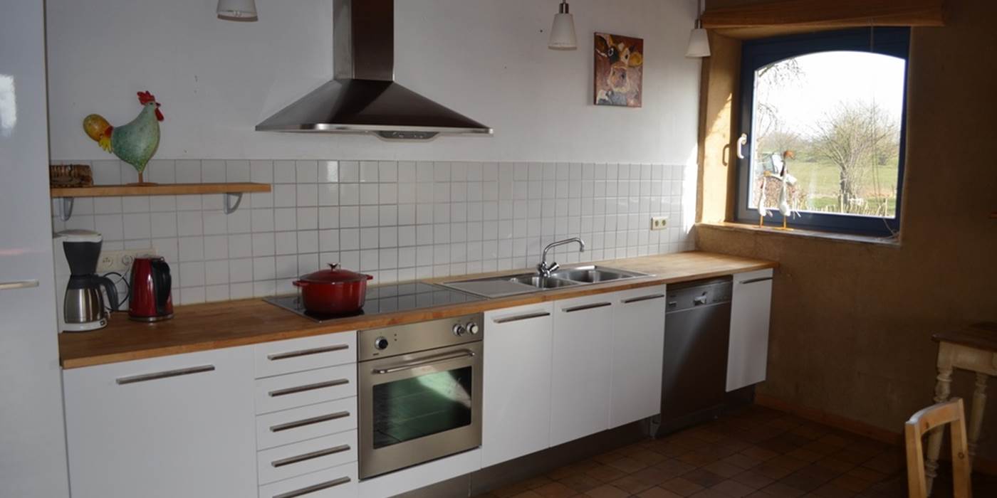 gite 12 personnes, espace rez de chausée spacieux avec vue champêtre