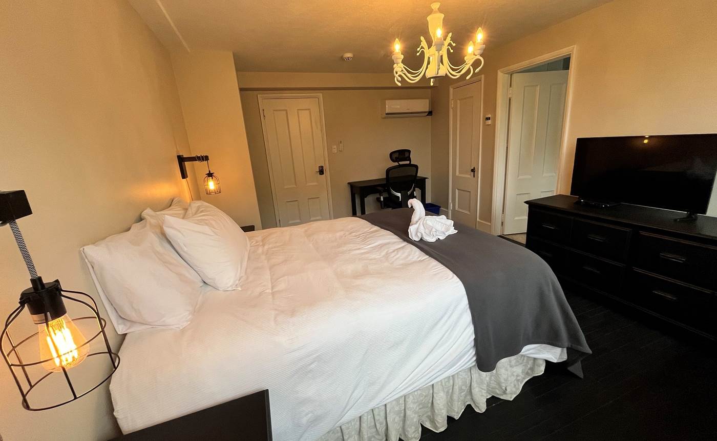 2D1D722C-F73F-455E-A4E9-9E6F1F51E9DF