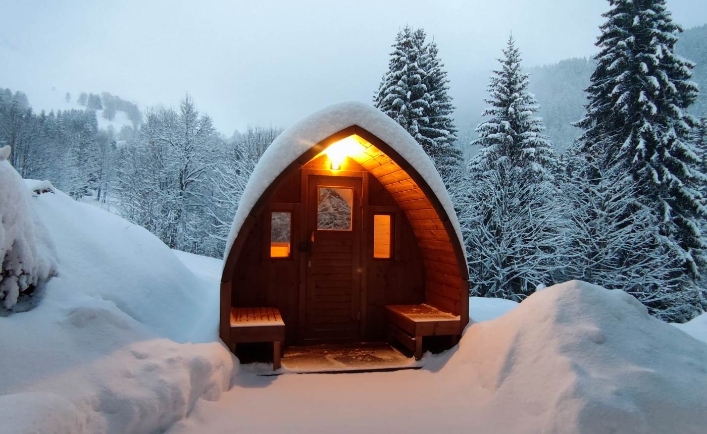 Le Sauna panoramique extérieur en hiver