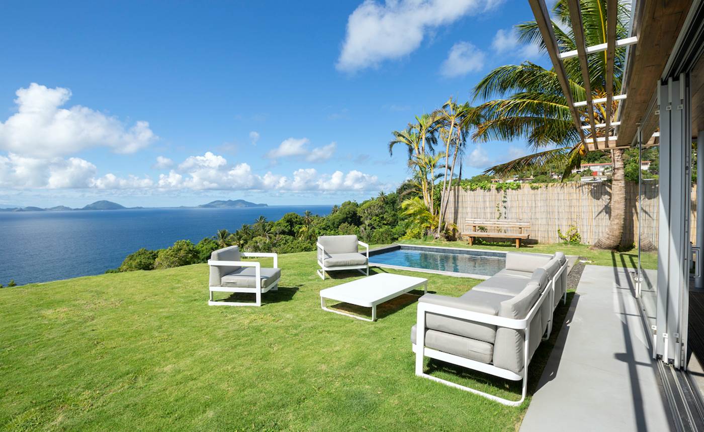 Vue sur les Saintes et la Dominique