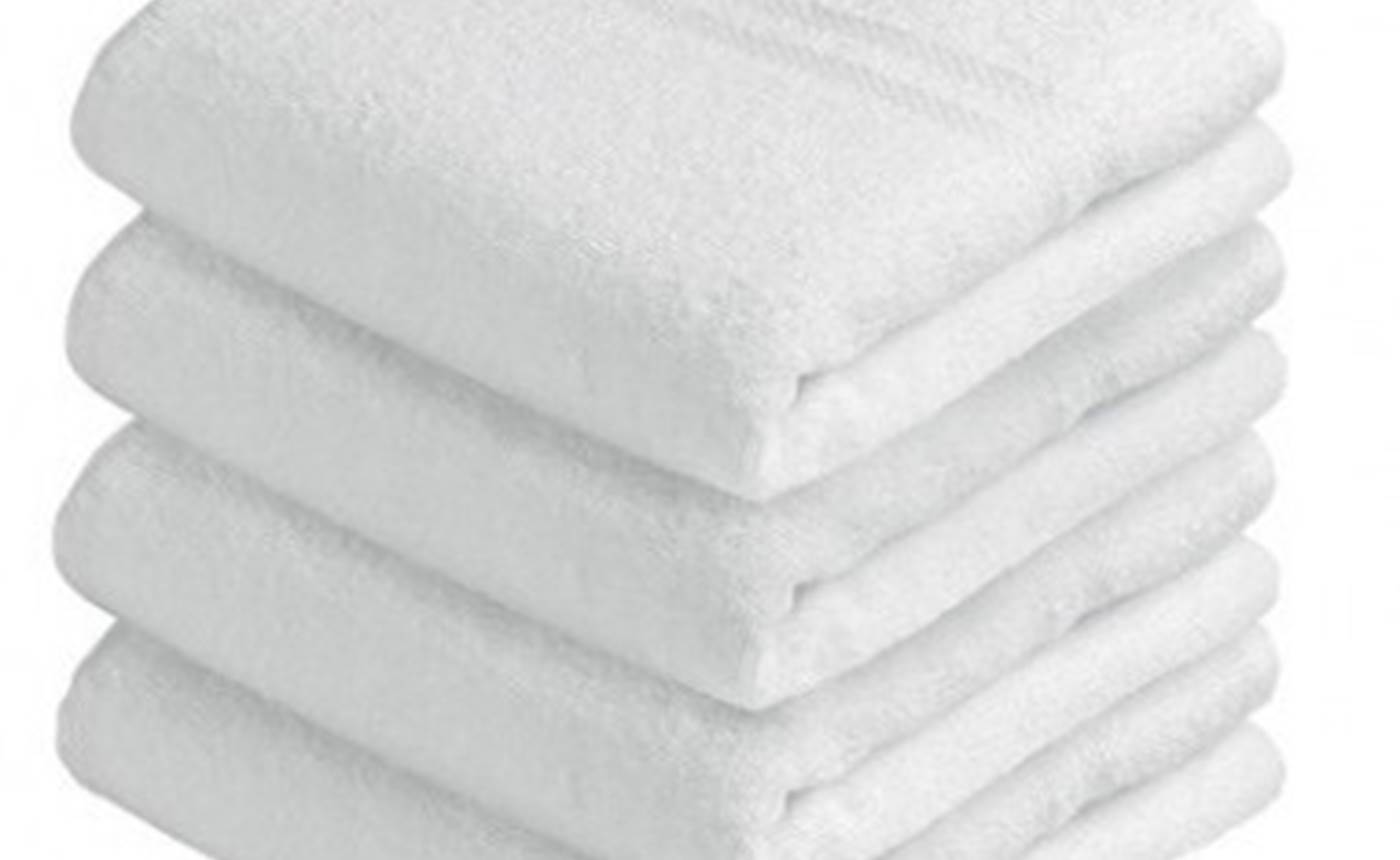 serviettes-en-blanc-32-x-32-lot-de-12-grossiste-esthetique-fournisseur-professionnel-de-produits-esthetiques