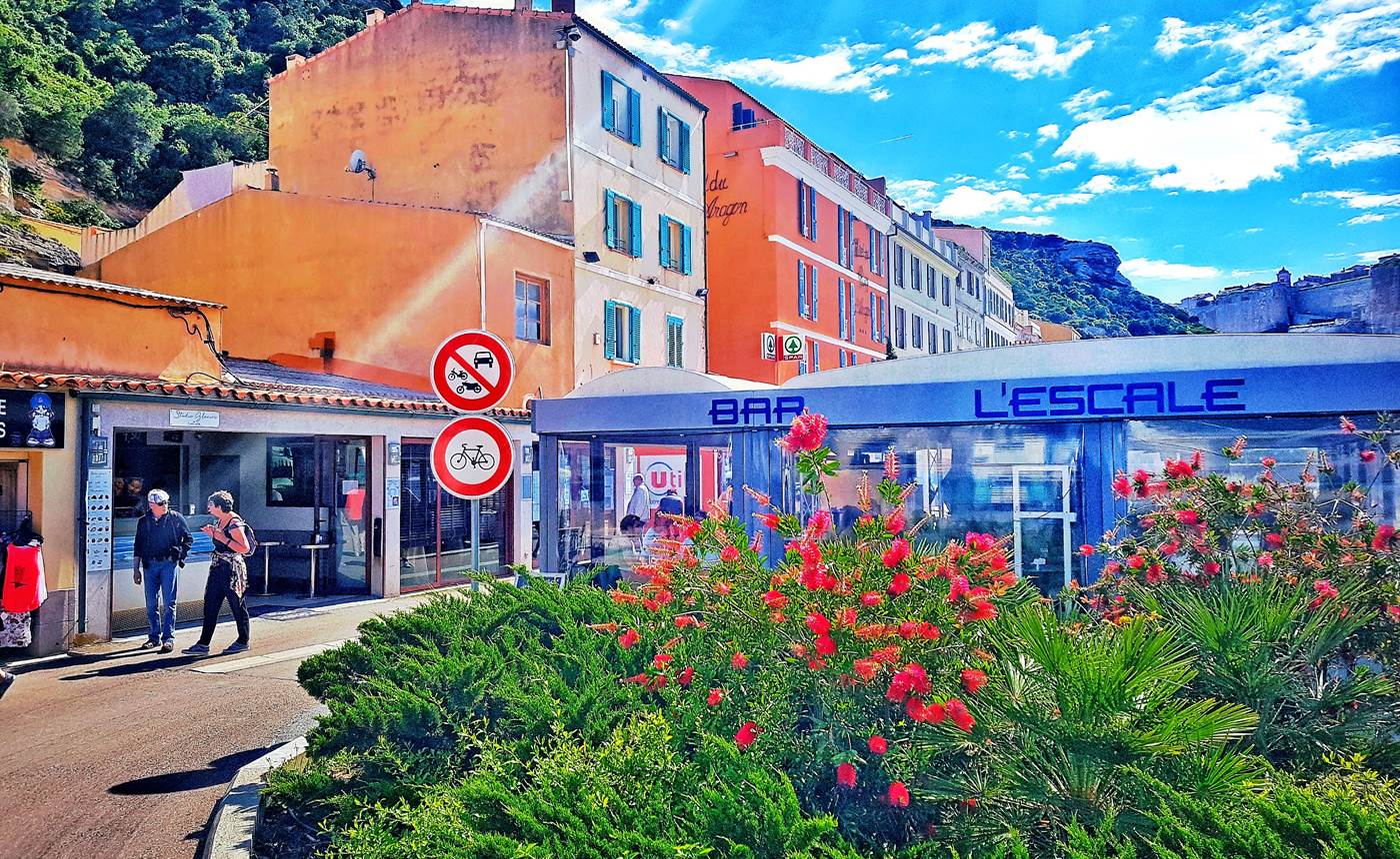 L'ESCALE Bar/Restaurant/Chambres à louer