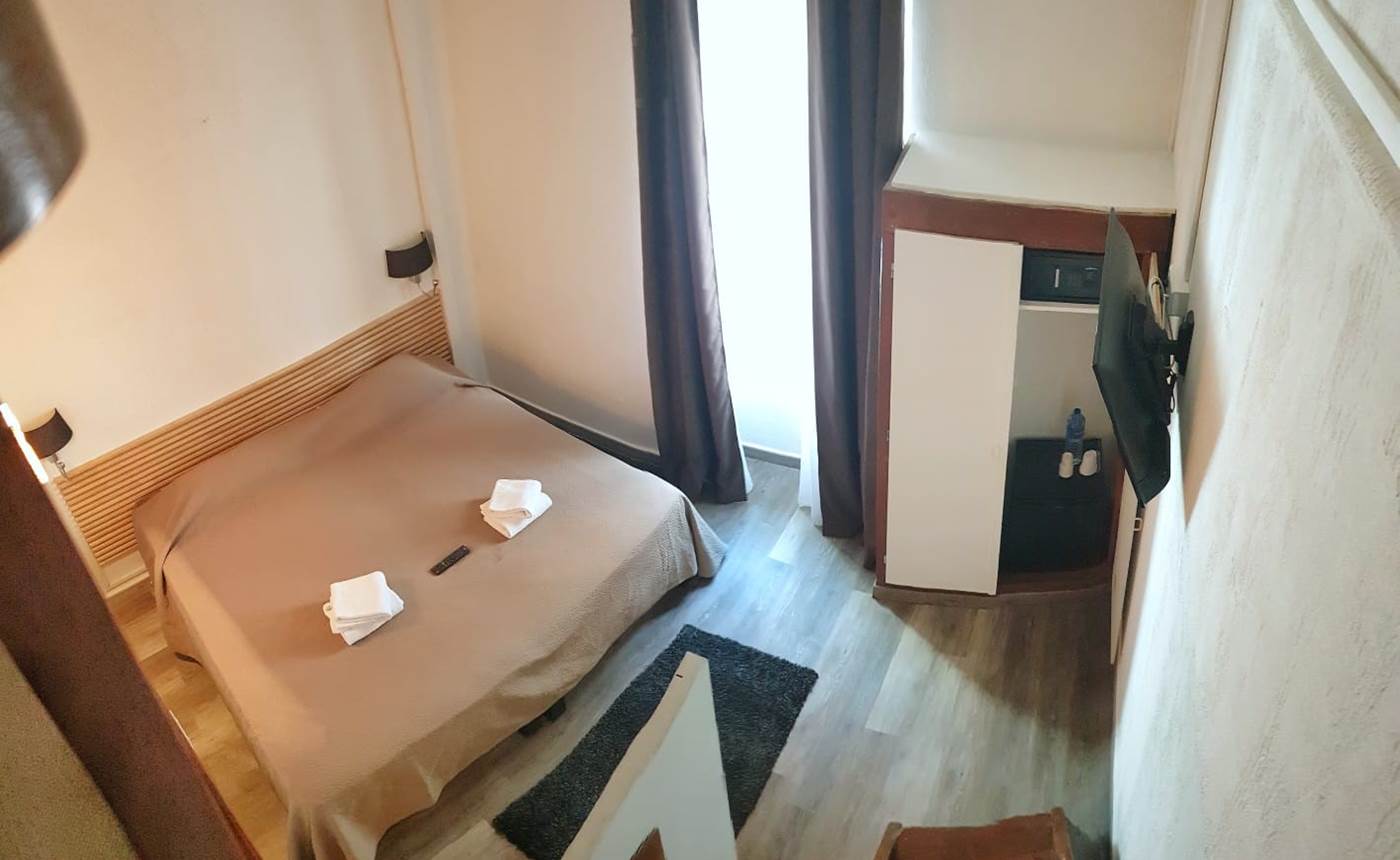 jerome chambre vue rue st do