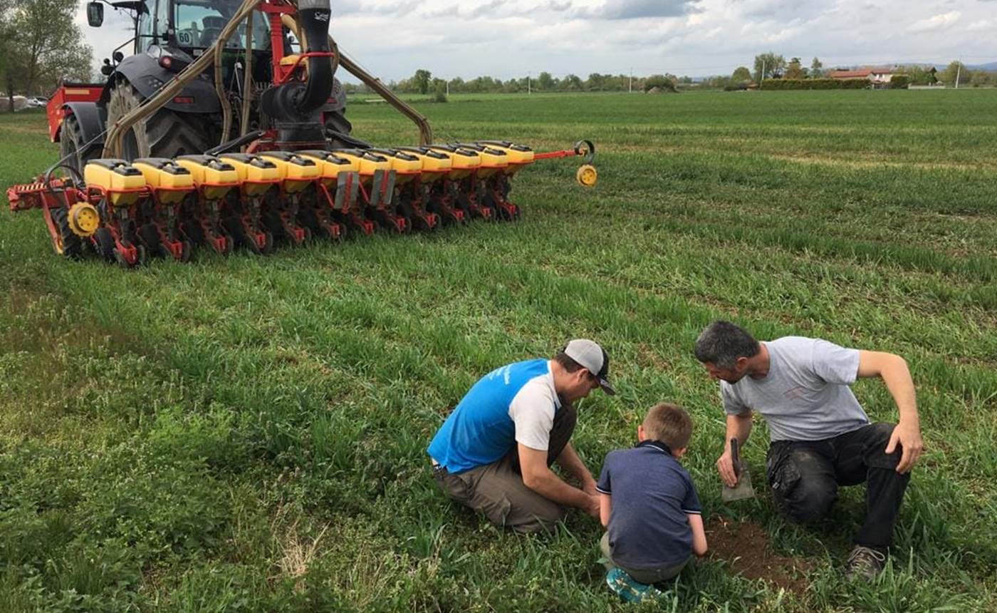 Ferme des delices foreziens, visite agroecologie, semis direct, semois, tracteur, travaux des champs, st cyr les vignes, Loire Forez,42